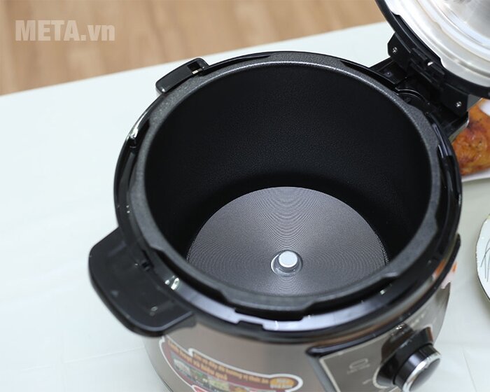 Nồi áp suất Sanaky SNK-64C