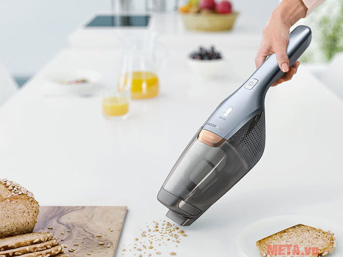 Máy hút bụi không dây Electrolux ZB3311