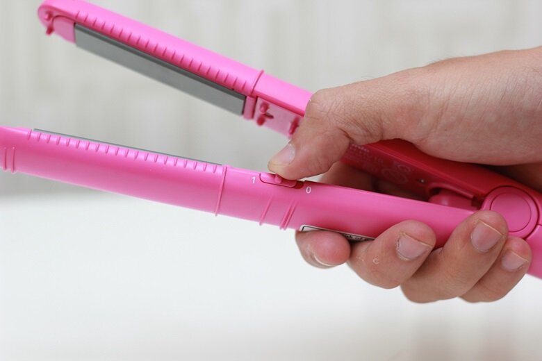 Máy tạo kiểu tóc Panasonic EH-HV10-P645 Máy tạo kiểu tóc Panasonic EH-HV10-P645