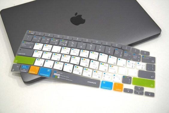 Phủ Phím Tắt Innostyle TPU IKC2442NAV Macbook Pro 13/16