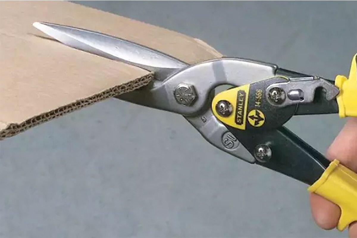 Kéo cắt sắt mũi thẳng 10