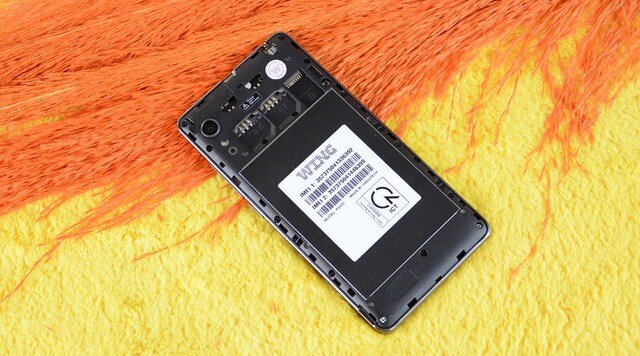 Điện thoại Wing P4000