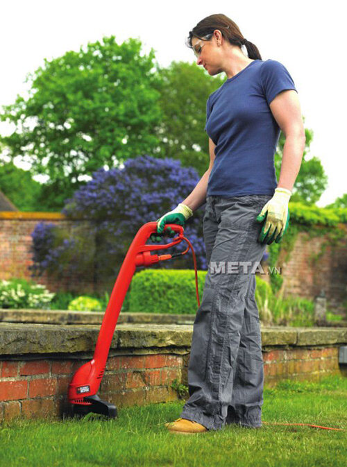 Máy cắt cỏ cầm tay Black