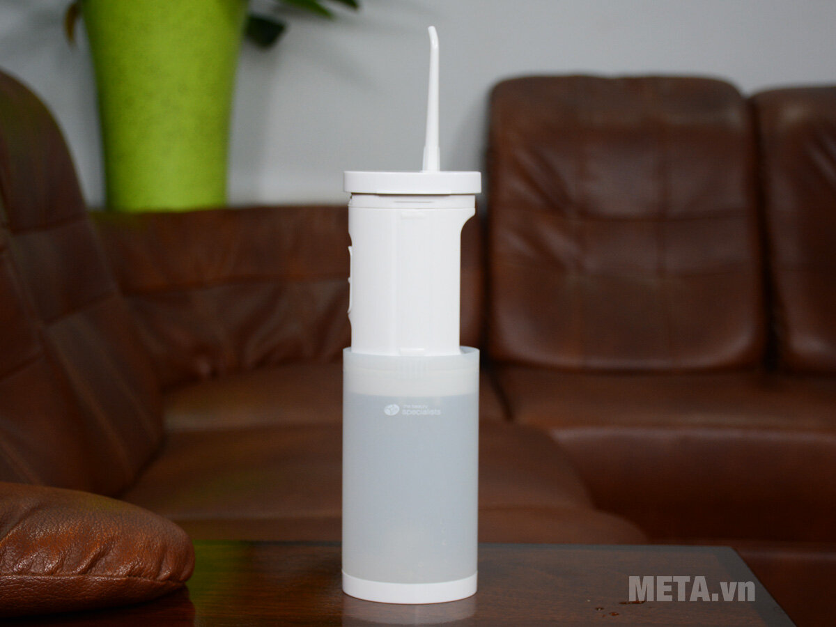 Máy tăm nước cầm tay mini Rio DCTF