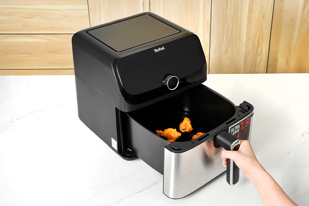 Nồi chiên không dầu điện tử Tefal EY855D68 có công suất cao, công nghệ chiên chân không tốt cho sức khỏe Nồi chiên không dầu điện tử Tefal EY855D68 có công suất cao, công nghệ chiên chân không tốt cho sức khỏe