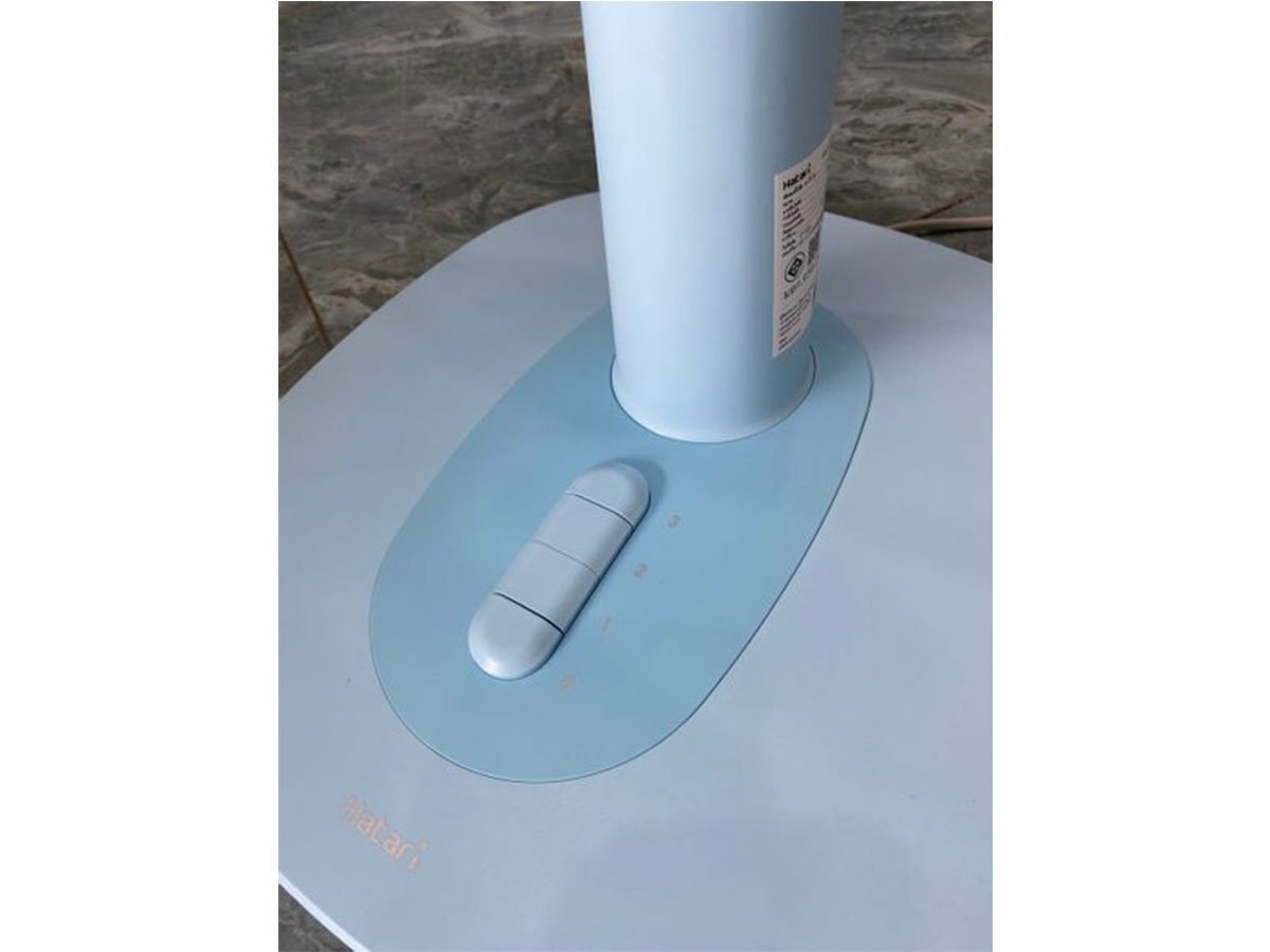 Quạt bàn có 3 tốc độ Quạt bàn