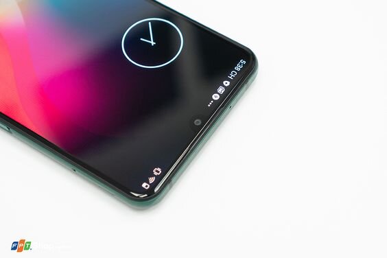 Điện thoại Vsmart Aris 8GB-128GB | Camera trước 20MP làm đẹp thông minh