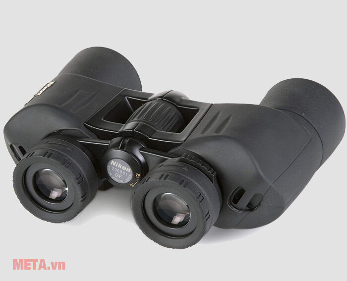 Ống nhòm Nikon Action EX 8x40 CF