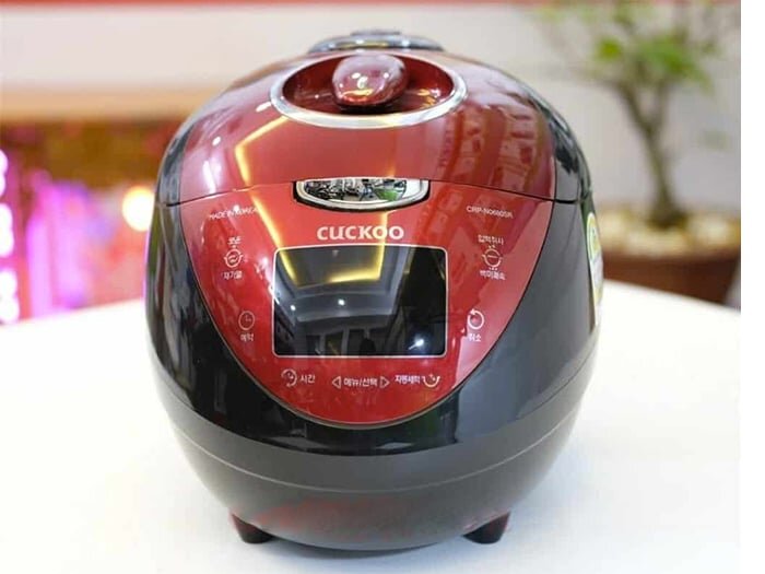 Nồi cơm điện thiết kế hiện đại 