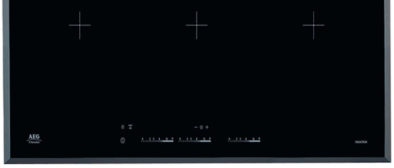 Bếp từ âm 3 vùng nấu AEG HK953400FB