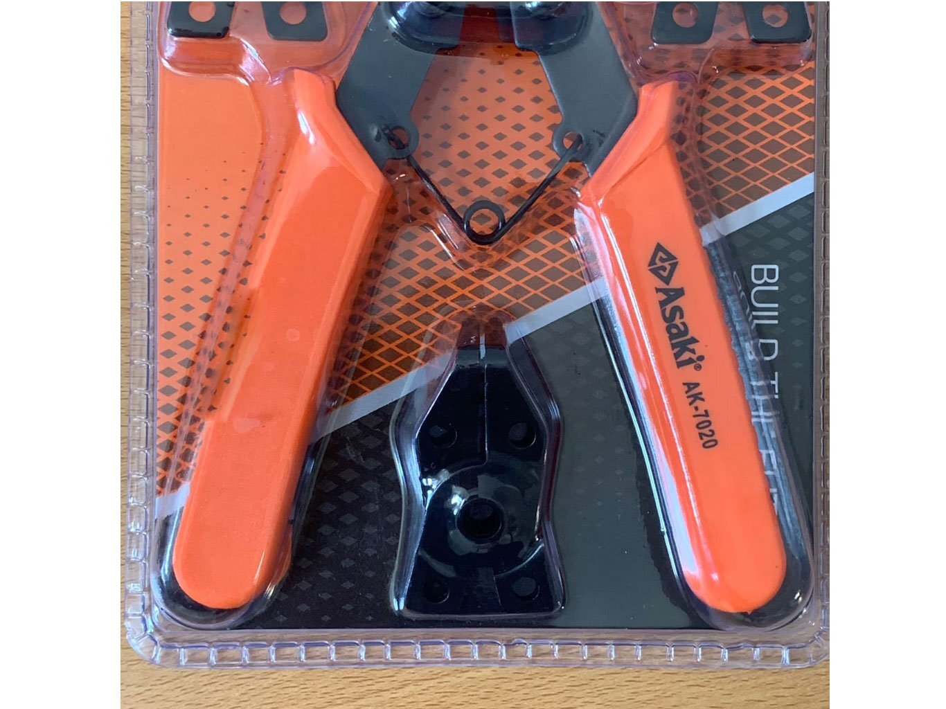 Kìm mở phe dùng để cắt, uốn, tuốt dây Kìm mở phe