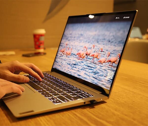 Laptop Lenovo Ideapad 5 Pro 14ACN6 82L700MAVN