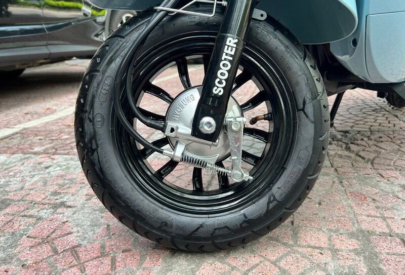 Xe tay ga 50cc Giorno Hyosung trang bị an toàn