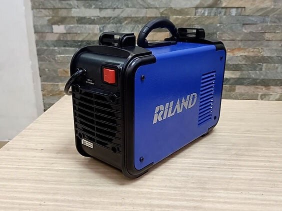 Máy hàn que Riland ARC 200DS Máy hàn que Riland ARC 200DS