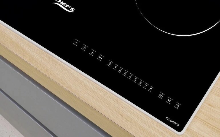 Bếp từ Chefs EH-DIH206 được trang bị khoá phím an toàn trẻ em Child Lock