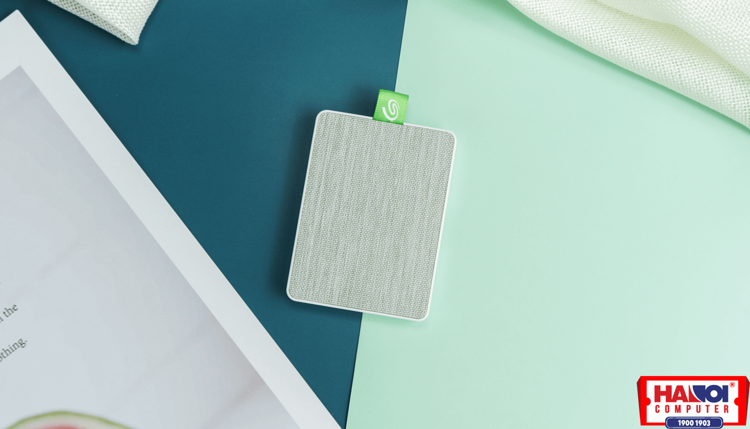 Ổ cứng gắn ngoài SSD 500GB 2.5 inch Seagate Ultra Touch Trắng - STJW500400