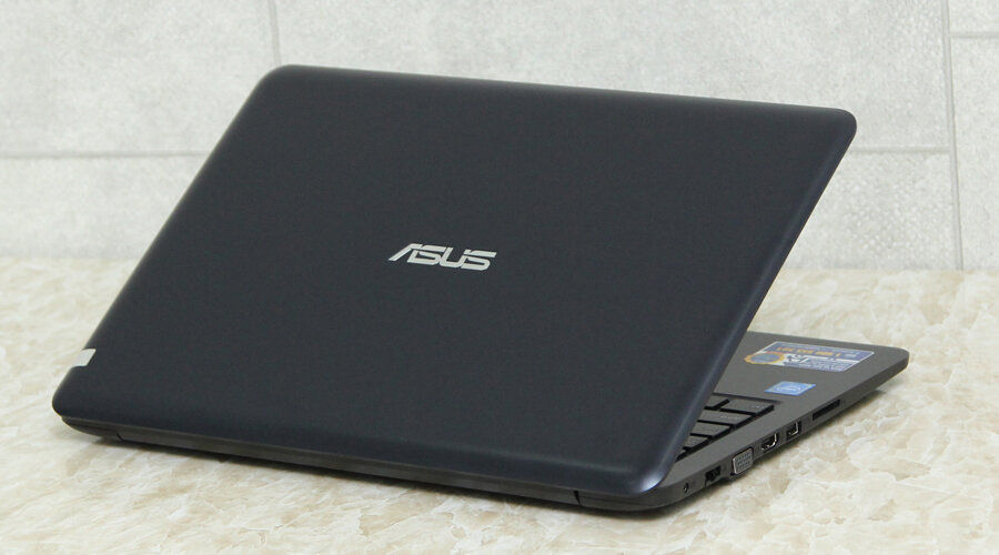 Asus E402MA N2840/2GB/500GB/Win10