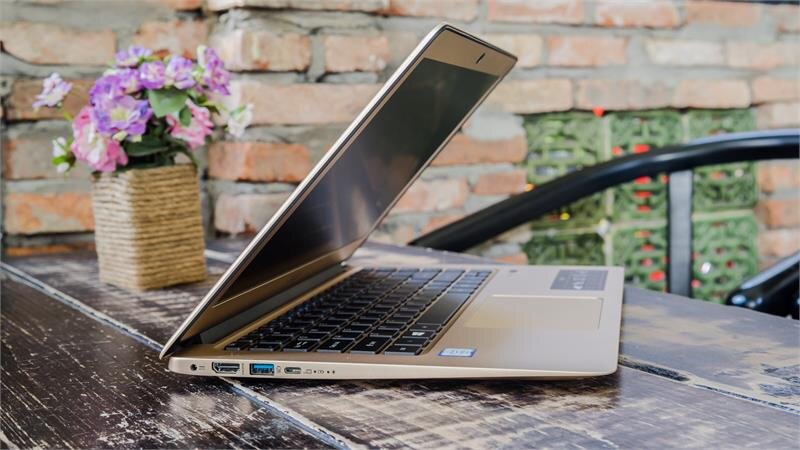 Laptop Acer Swift SF314-51-58CC (Core-i5 7200U Kaby Lake/ SSD 256GB)