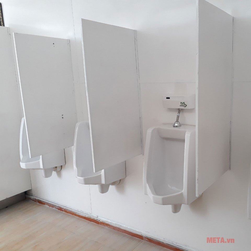 Van cảm ứng Smartech ST - V100 sử dụng tại nơi công cộng, nhà hàng...