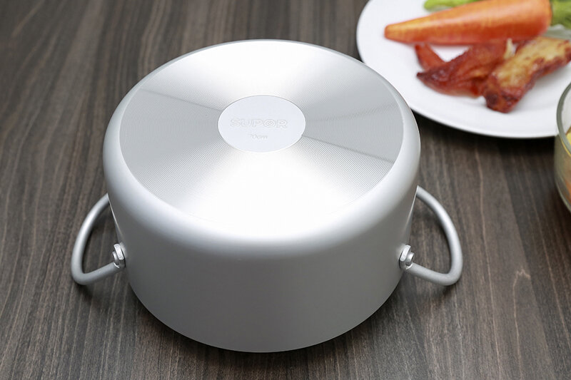 Nồi nhôm oxy hóa mềm 20 cm Supor HT08008-2 Nồi nhôm oxy hóa mềm 20 cm Supor HT08008-2