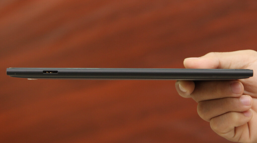 Máy tính bảng Asus MeMO Pad 7 (ME572CL)