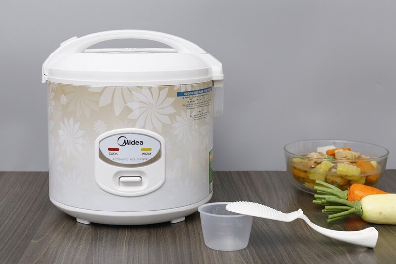 Nồi cơm điện Midea 1.8 lít MR-CM18SG Nồi cơm điện Midea 1.8 lít MR-CM18SG