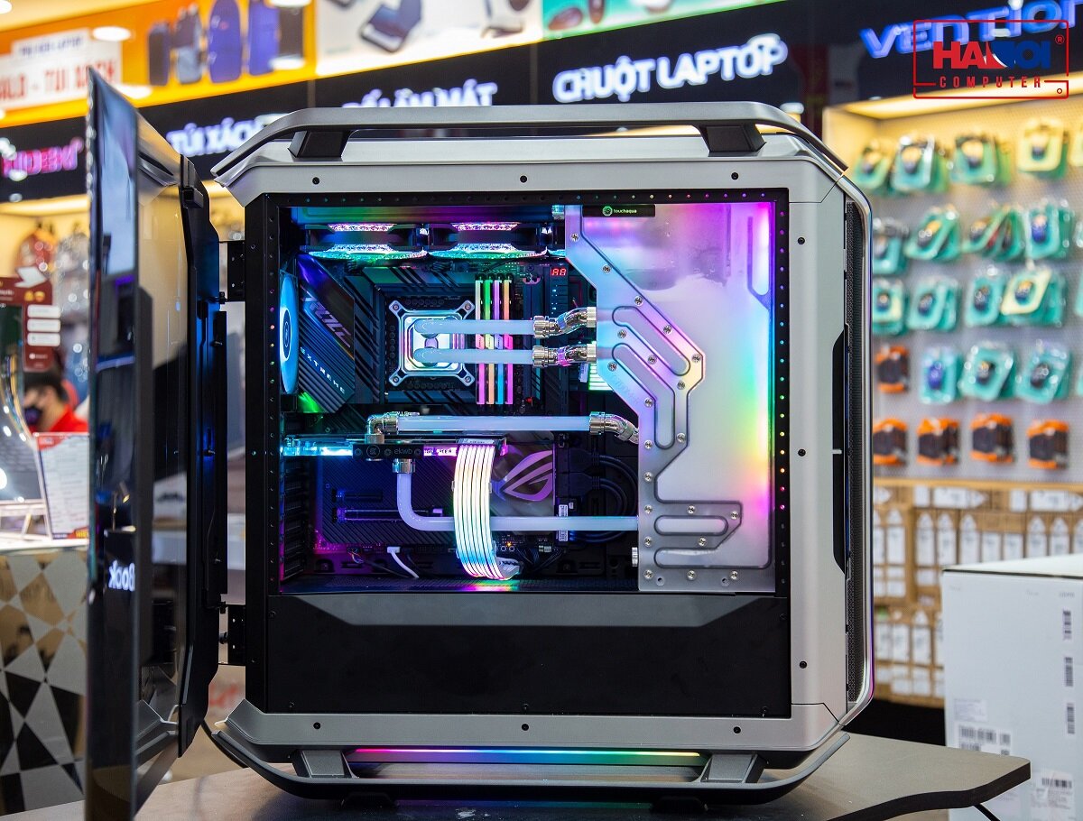 Trọn bộ tản nhiệt nước Custom được thi công bởi HANOICOMPUTER