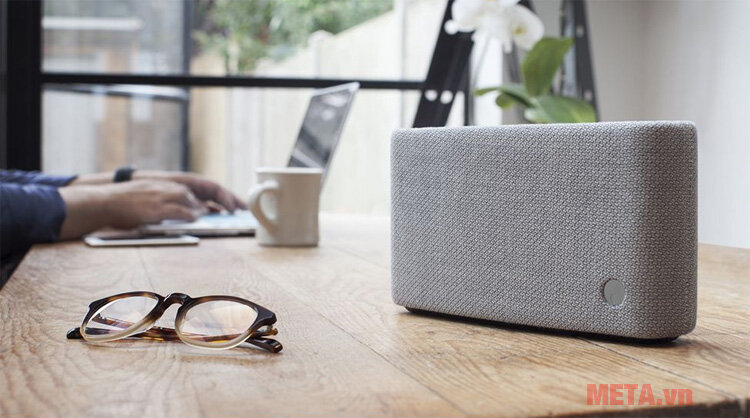 Loa di động Cambridge Audio Yoyo S Light - Màu ghi