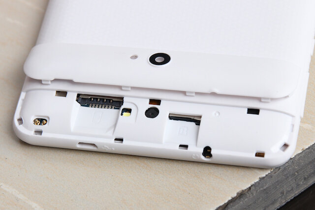 Máy tính bảng MOBELL TAB 7C