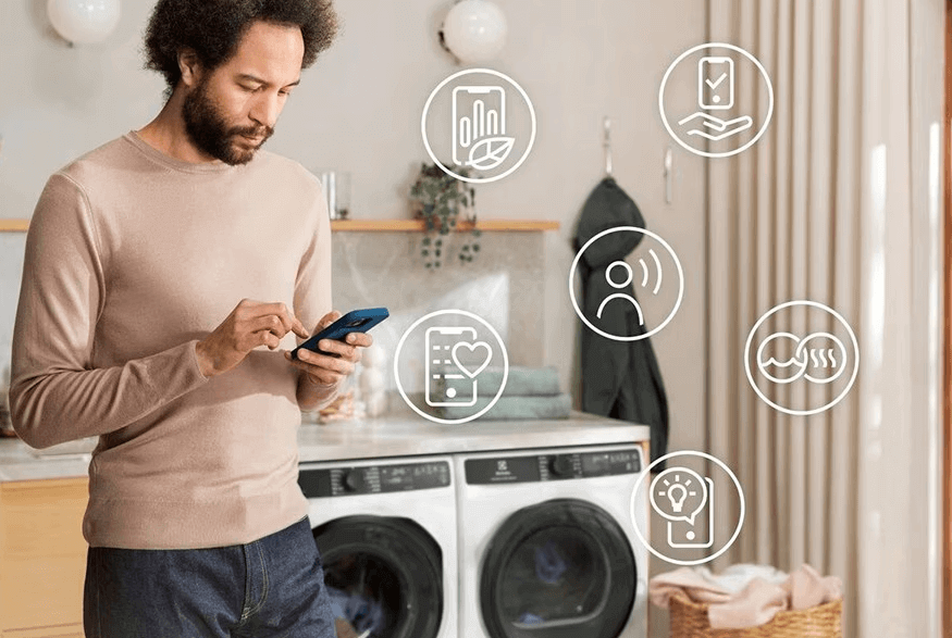 Máy giặt EWF1343R7WC có nhiều tính năng thông minh