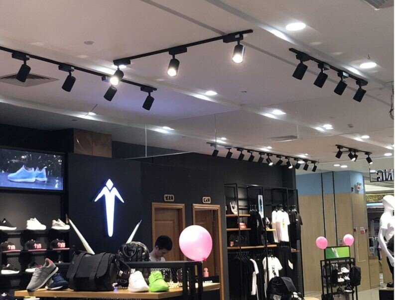 Đèn Led chiếu điểm 25W trung tính MPE TSLB 25N có ứng dụng rộng rãi