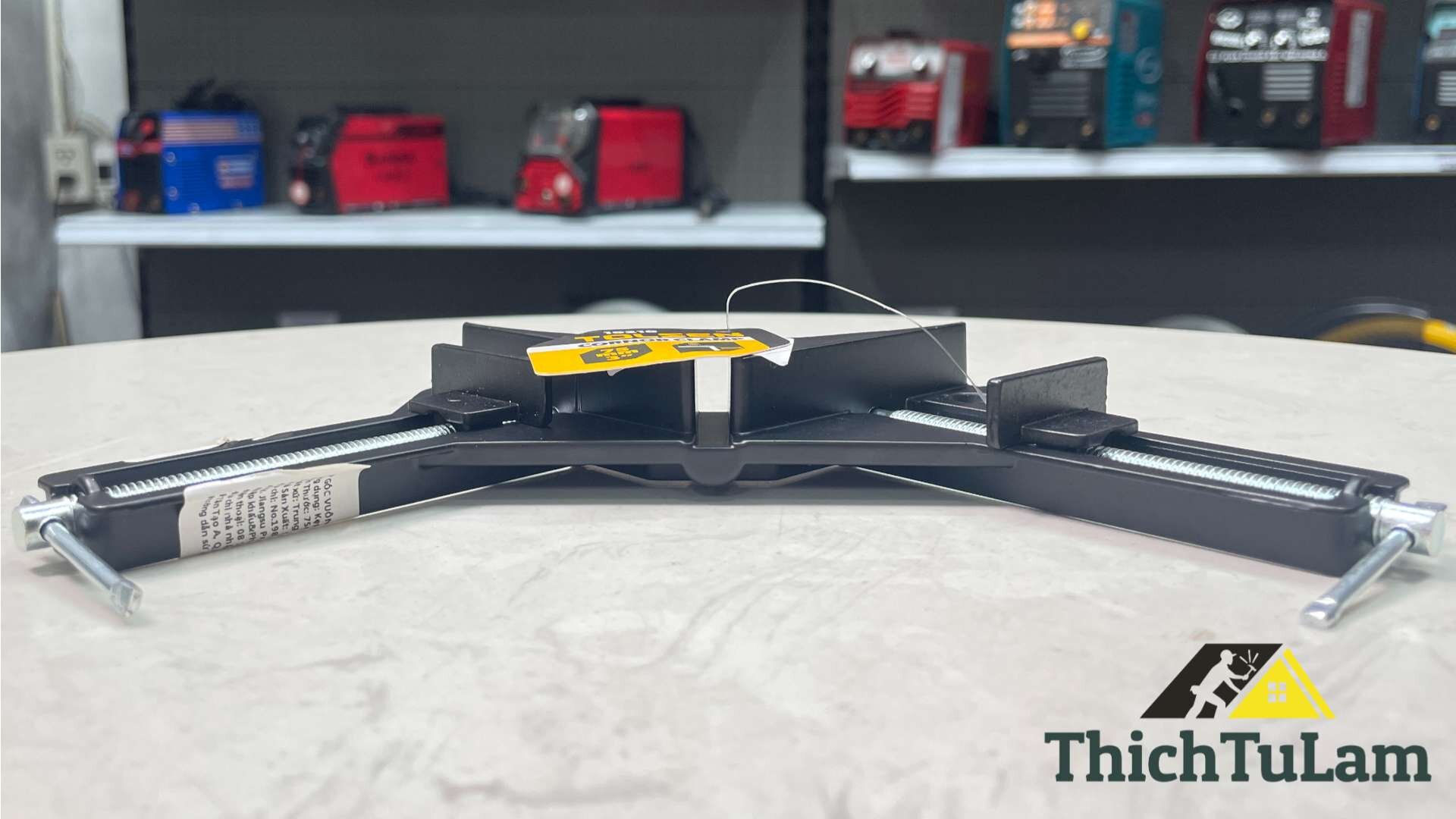 Kẹp lấy góc vuông 3