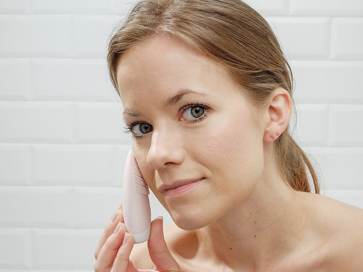 Máy rửa mặt công nghệ siêu âm HoMedics FAC-001-EU