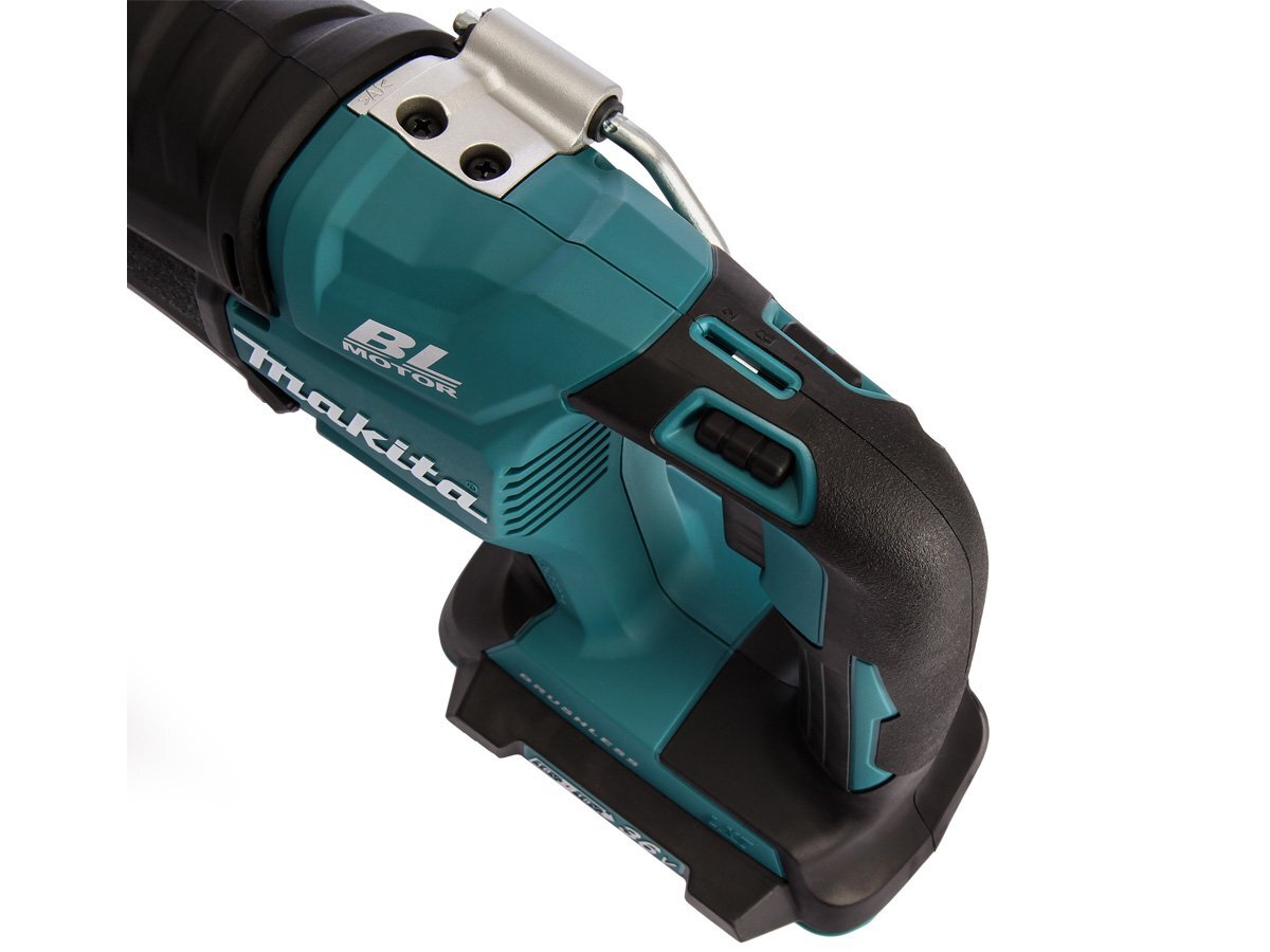 Máy cưa kiếm cầm tay