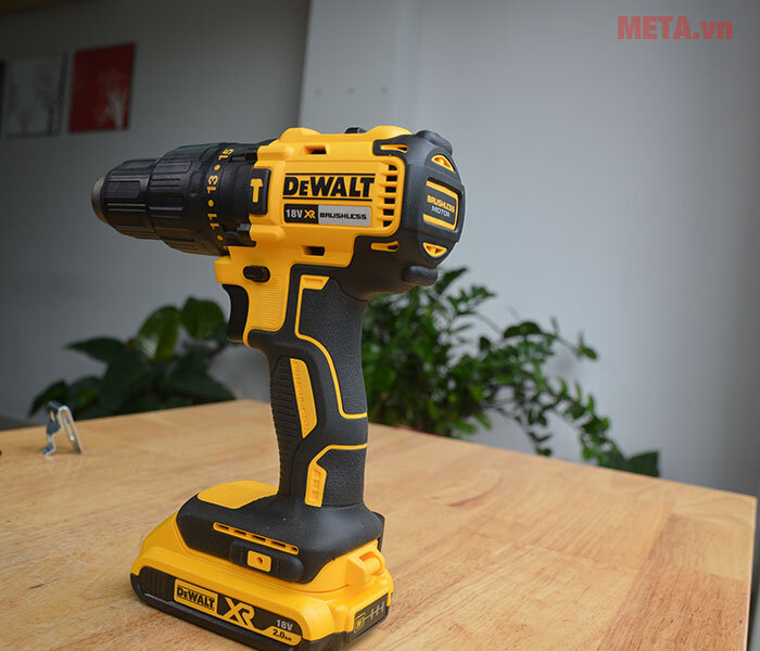 Máy khoan động lực pin Dewalt DCD778D2