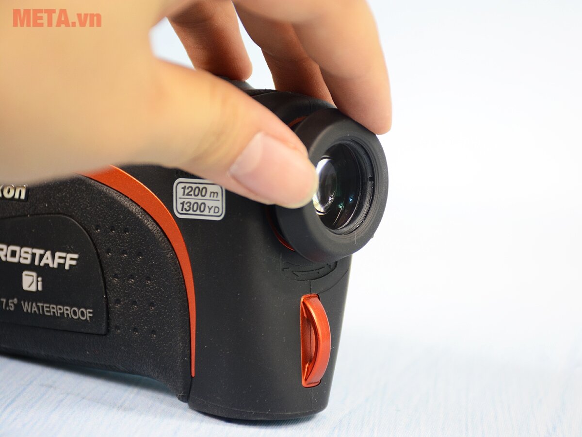 Ống nhòm đo khoảng cách Nikon Prostaff 7i