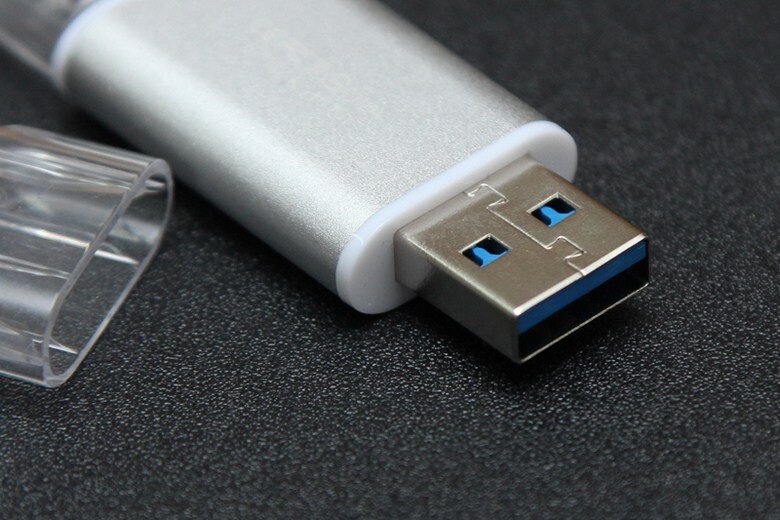 USB OTG 32 GB Transcend cho iPhone-iPad USB OTG 32 GB Transcend cho iPhone-iPad