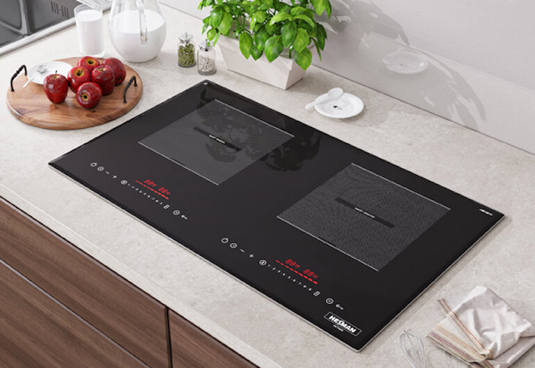 Bếp từ Hesman HB 1211 có giá 8.000.000 VNĐ