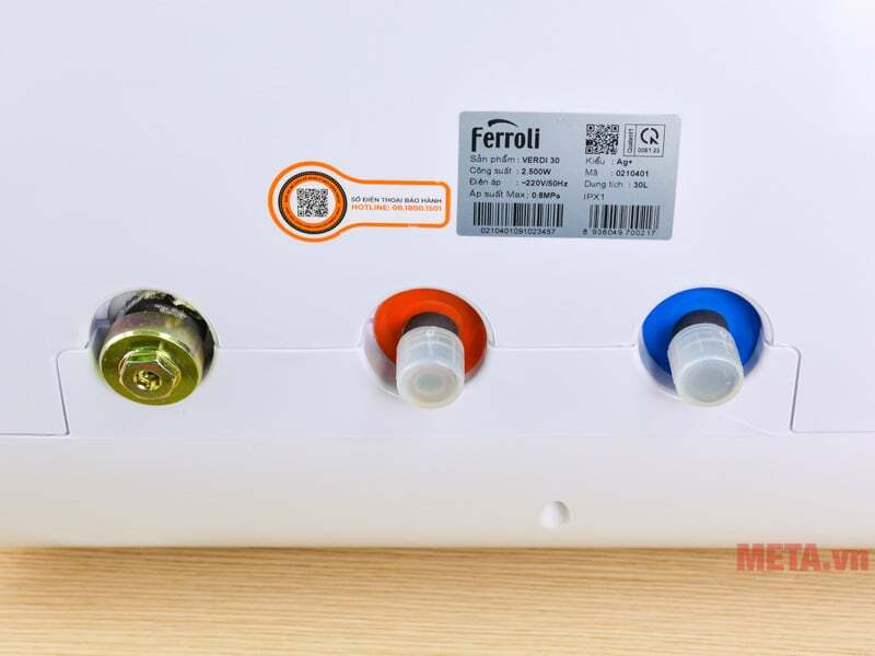 Đường nước vào/ra của Bình nóng lạnh Ferroli VERDI 30 AG+ Bình nóng lạnh Ferroli VERDI 30 AG+ thiết kế an toàn