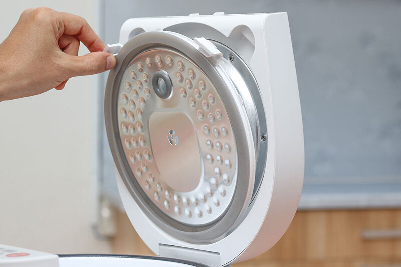 Nồi cơm điện tử Electrolux 1.2 lít ERC6503W Nồi cơm điện tử Electrolux 1.2 lít ERC6503W