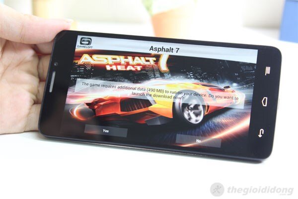 Điện thoại Alcatel One Touch Idol X 6040D