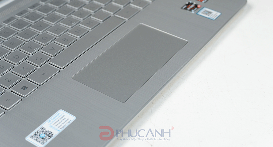 Laptop HP 14s-dq2620TU 6K774PA