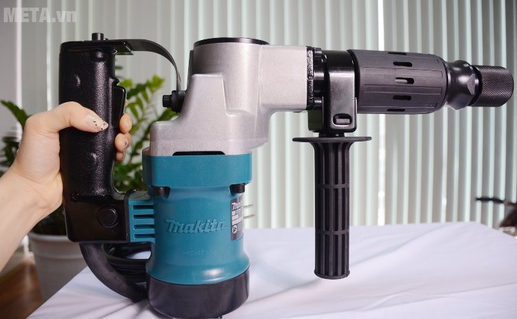 Máy đục bê tông Makita HM0810TA