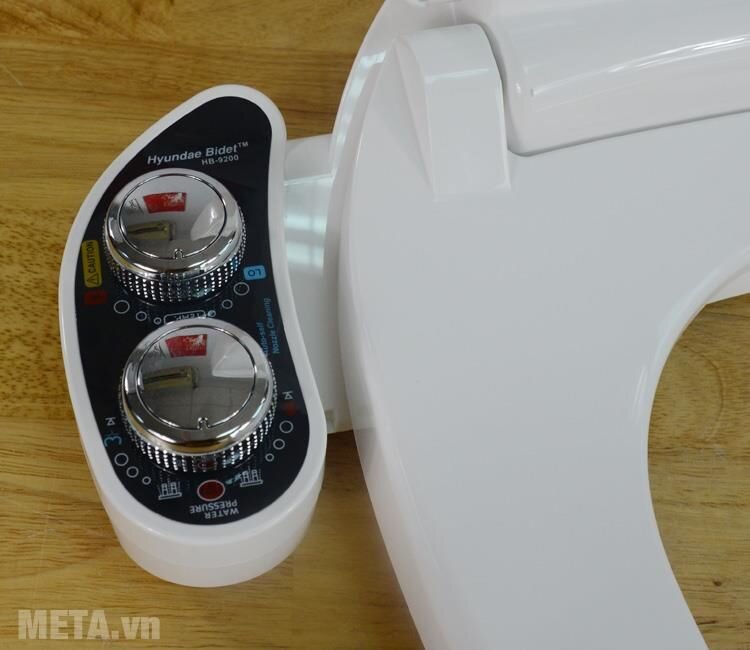 Thiết bị vệ sinh Hyundae Bidet 2 vòi phun HB-9200 có nắp