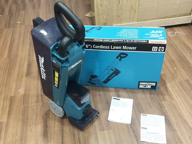 Makita DLM160Z
