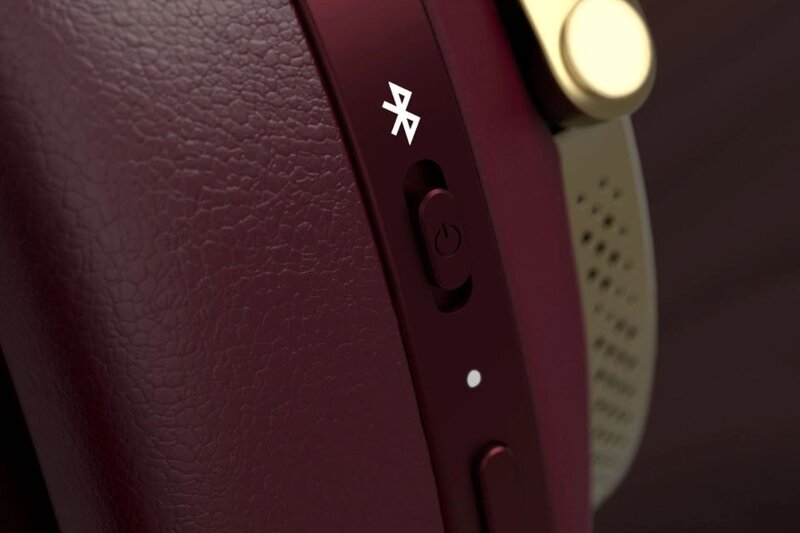 Bowers & Wilkins Px8 kết nối không dây