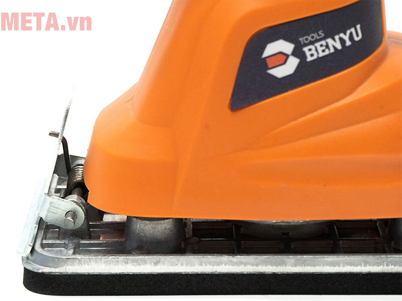 Máy chà nhám rung Benyu BY7602