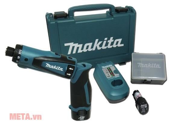 Máy khoan vặn vít chạy pin Makita DF010DSE Máy khoan vặn vít chạy pin Makita DF010DSE
