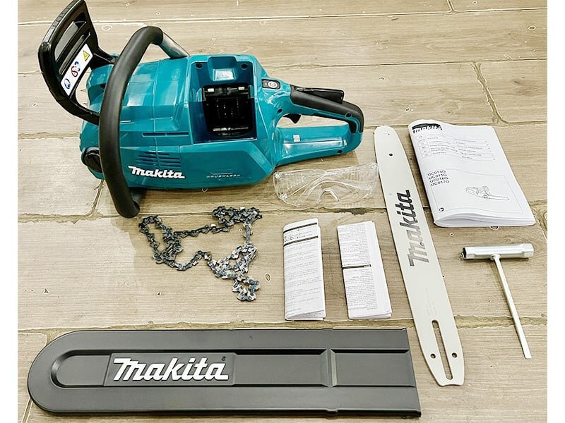 Bộ sản phẩm máy cưa xích dùng pin Makita UC016GZ Máy cưa xích dùng pin Makita UC016GZ