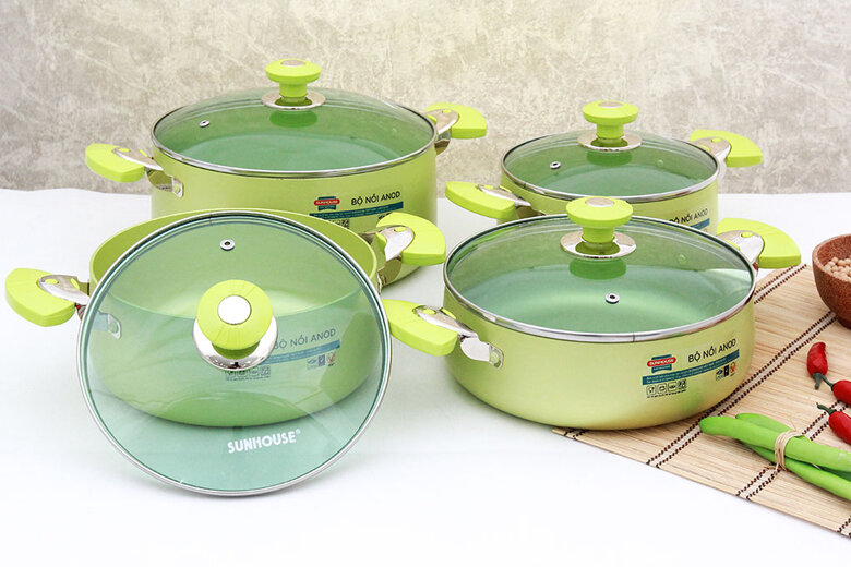 Bộ 4 nồi nhôm anod cao cấp 18, 22, 24, 26 cm Sunhouse SH9944